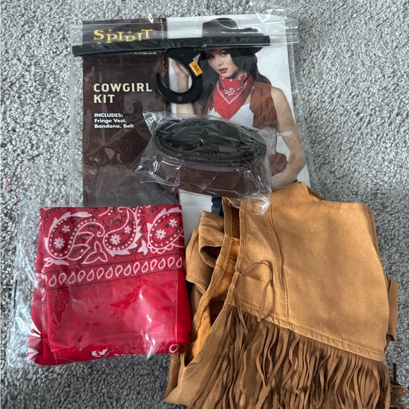 Cowgirl Costume Kit - Picture 3 of 11